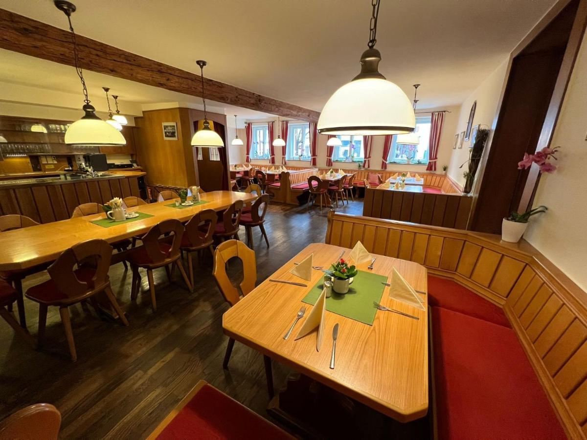 Hotel-Gasthof Postbraeu Dingolfing Dış mekan fotoğraf