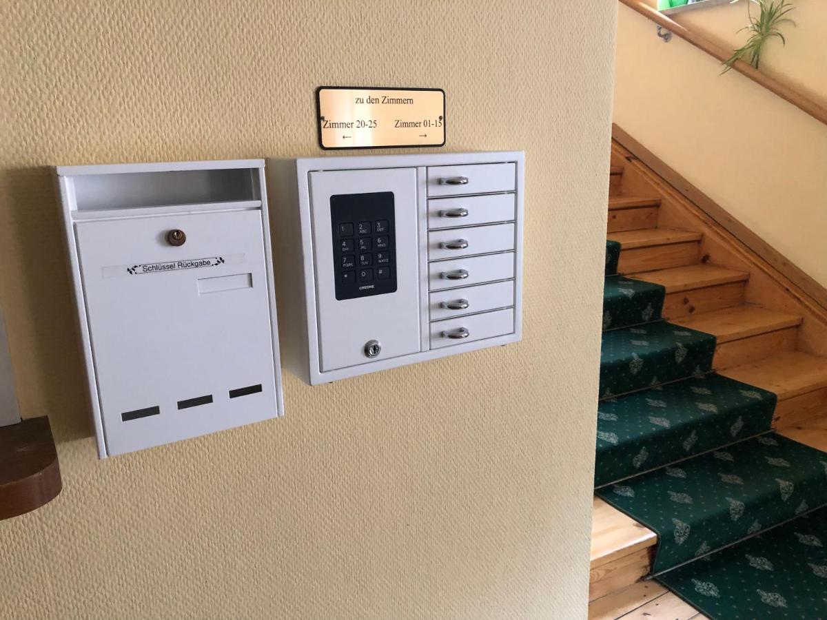 Hotel-Gasthof Postbraeu Dingolfing Dış mekan fotoğraf