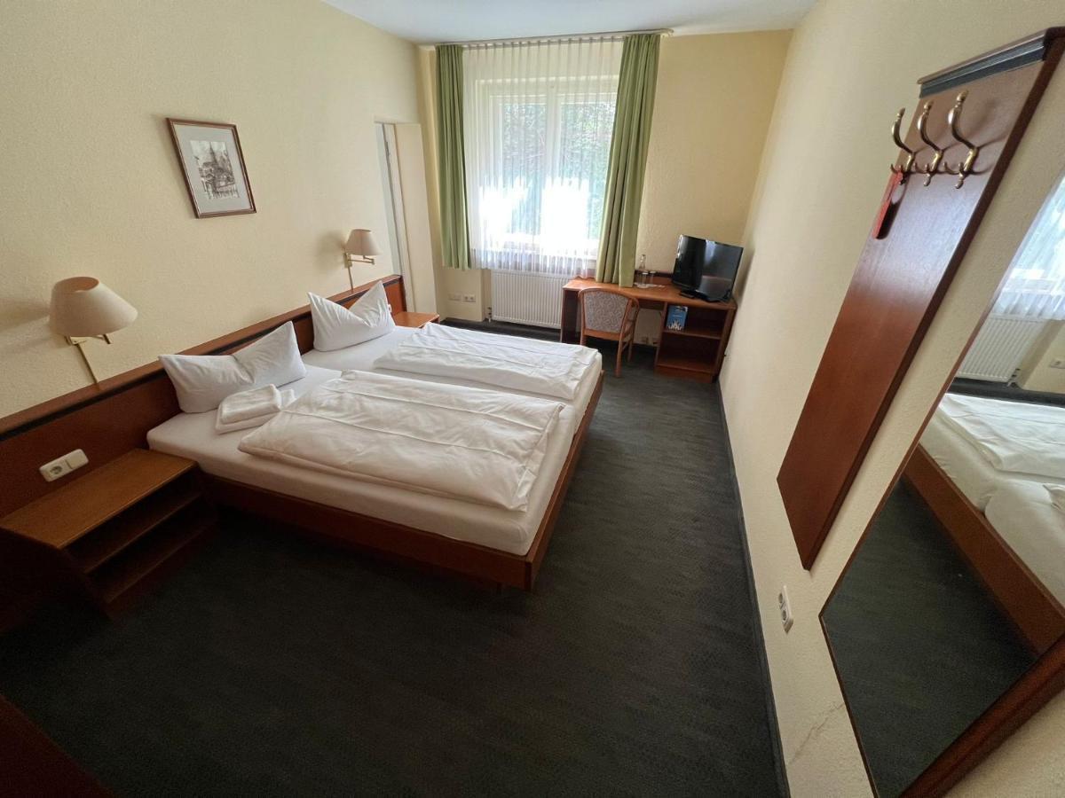 Hotel-Gasthof Postbraeu Dingolfing Dış mekan fotoğraf