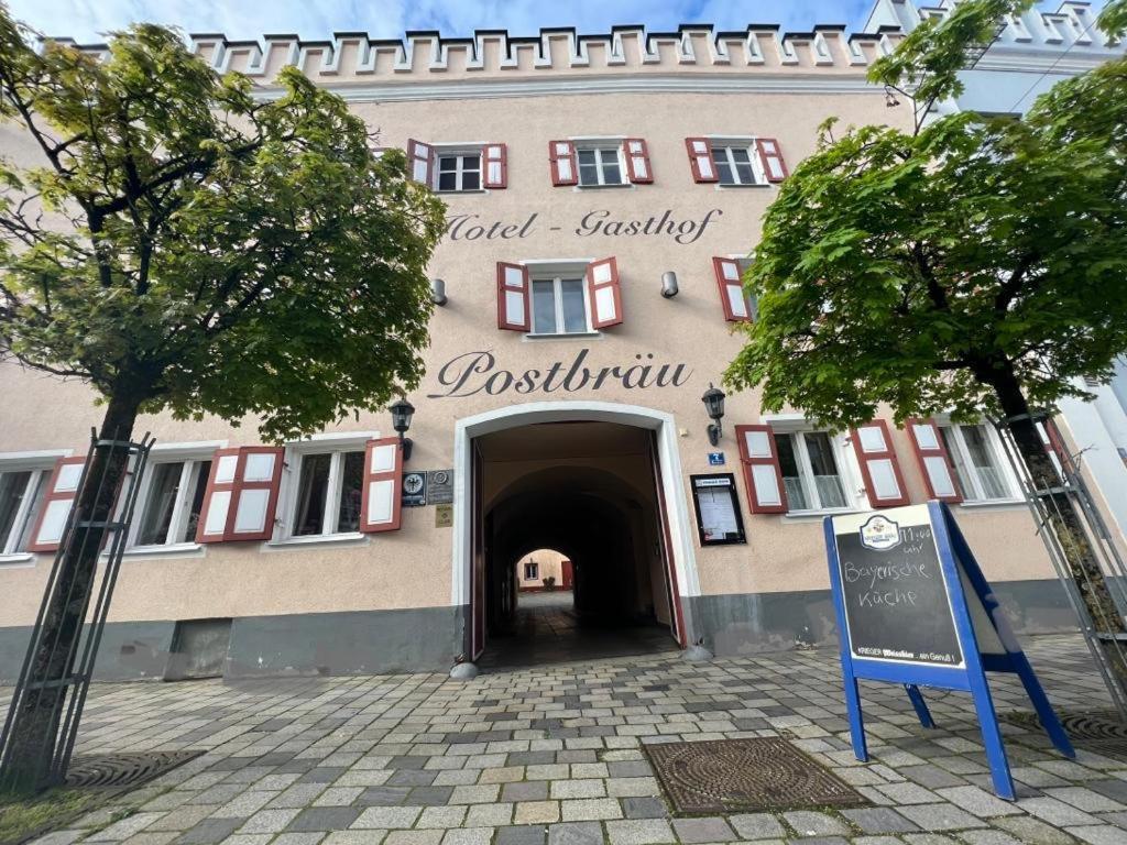 Hotel-Gasthof Postbraeu Dingolfing Dış mekan fotoğraf