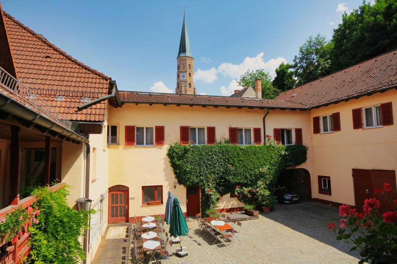 Hotel-Gasthof Postbraeu Dingolfing Dış mekan fotoğraf