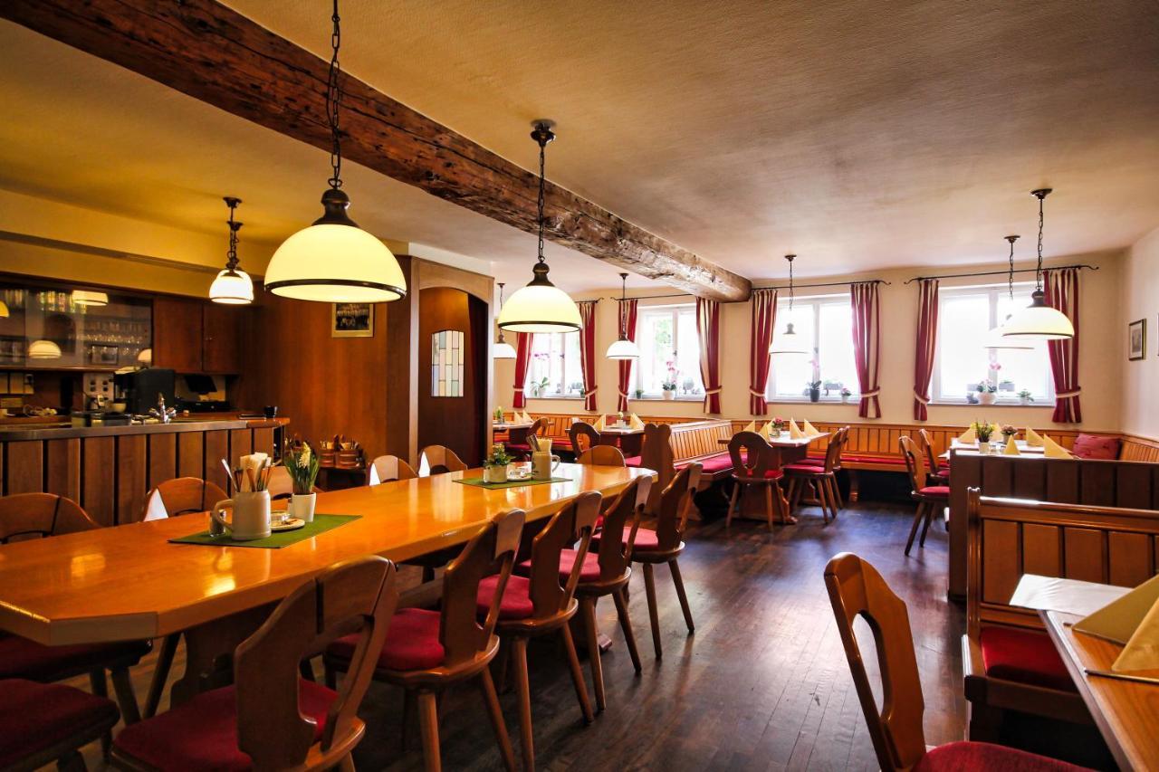 Hotel-Gasthof Postbraeu Dingolfing Dış mekan fotoğraf